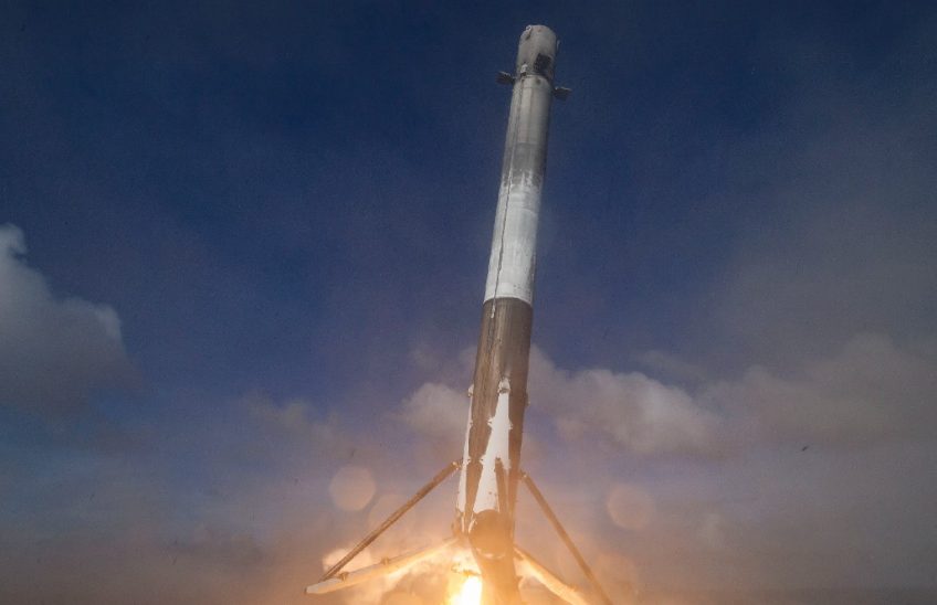 SpaceX lanzar cohete brasil startup