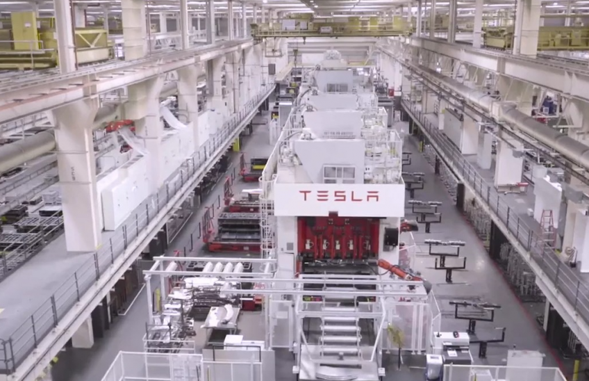 Tesla fabrica